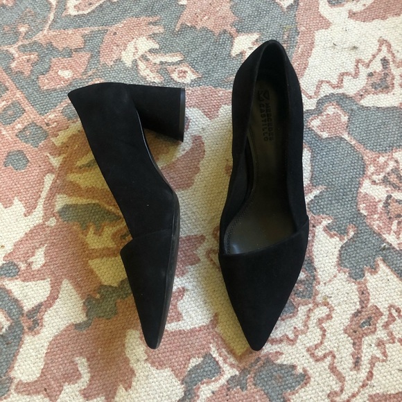 Mercedes Castillo Black Suede Kioko Pumps